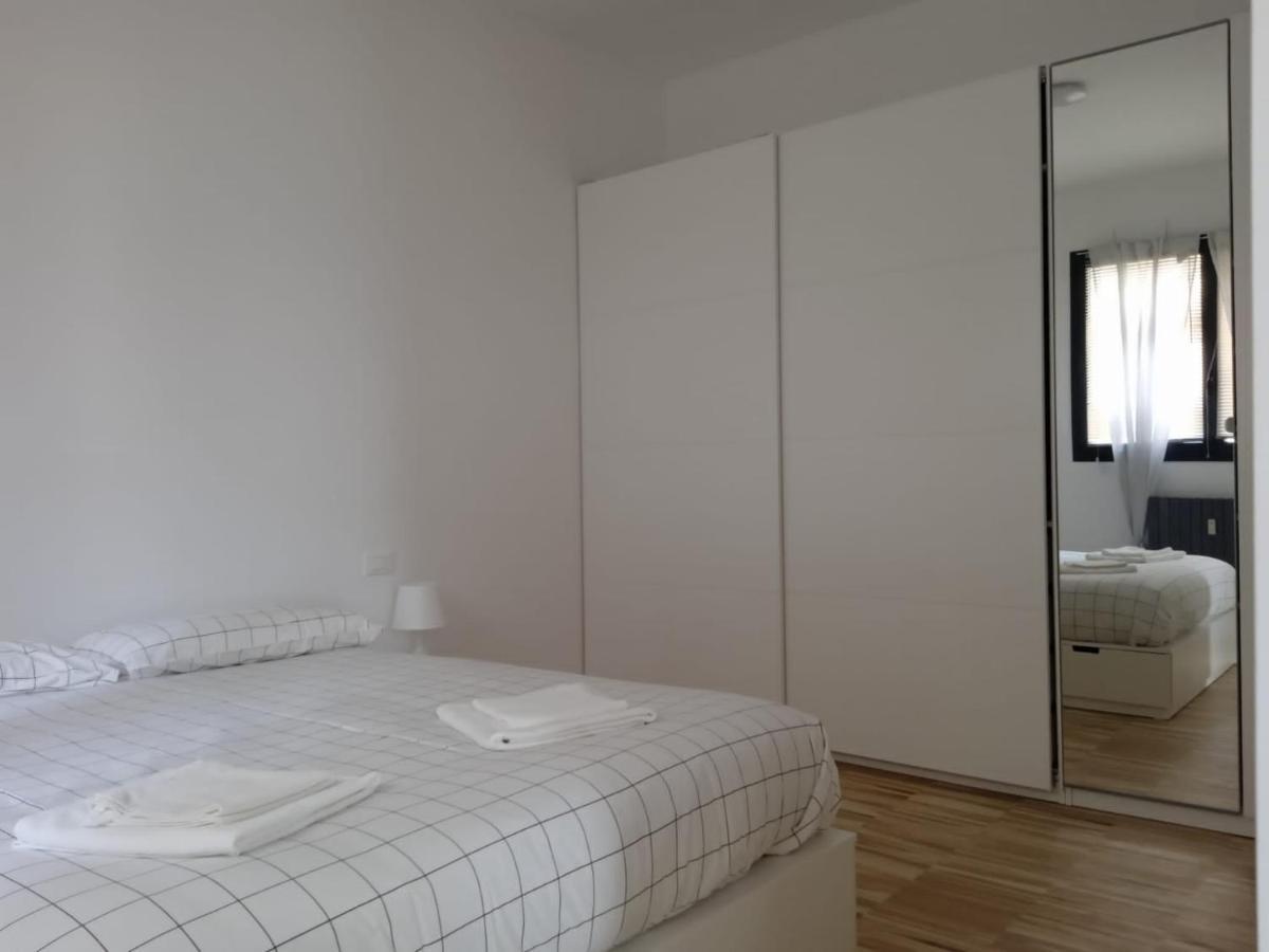 Apartment Via D'Apulia 11 Milano Eksteriør billede